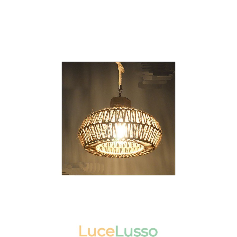 Lampadario creativo vintage, realizzato a mano.