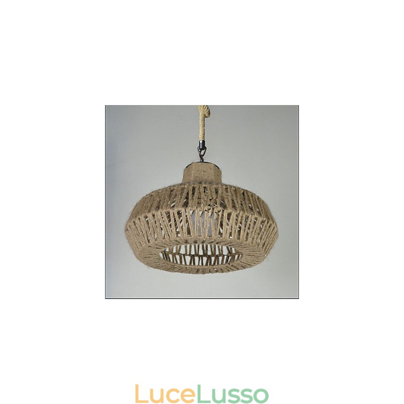 Lampadario creativo vintage, realizzato a mano.
