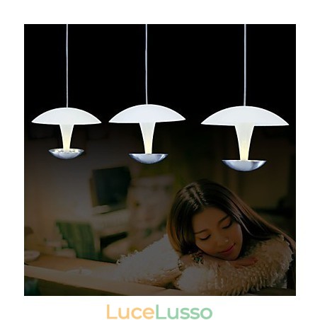 Lampada a sospensione moderna in metallo dipinto Lampada a sospensione moderna in metallo dipinto