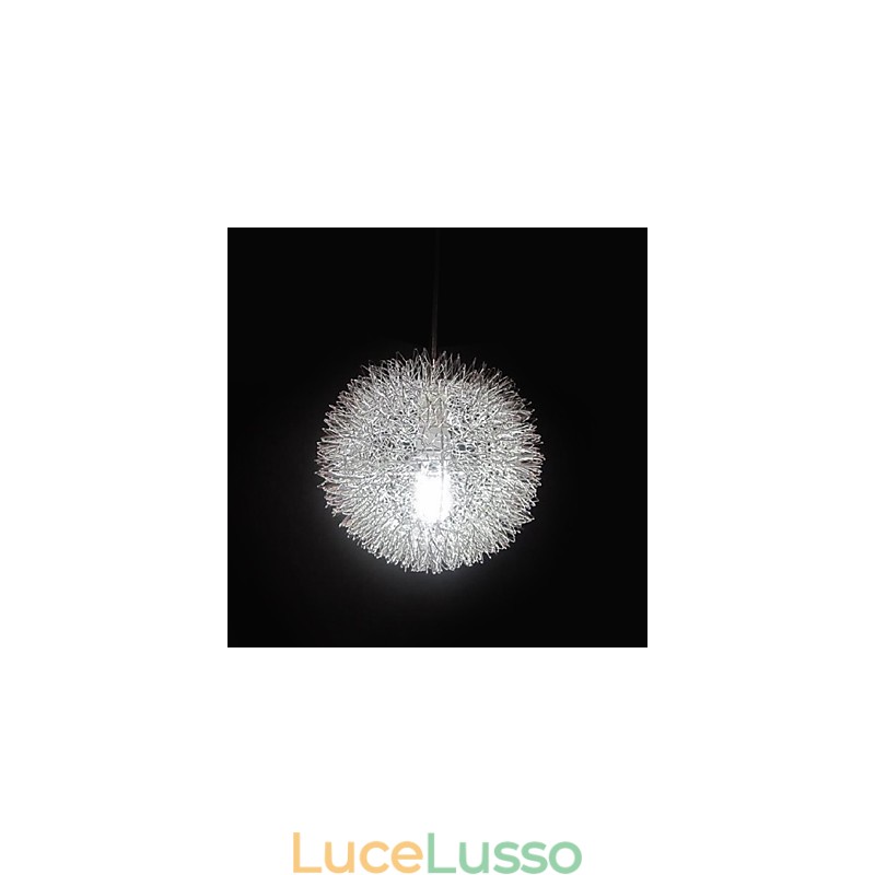 Lampada a sospensione moderna e contemporanea in metallo a forma di globo