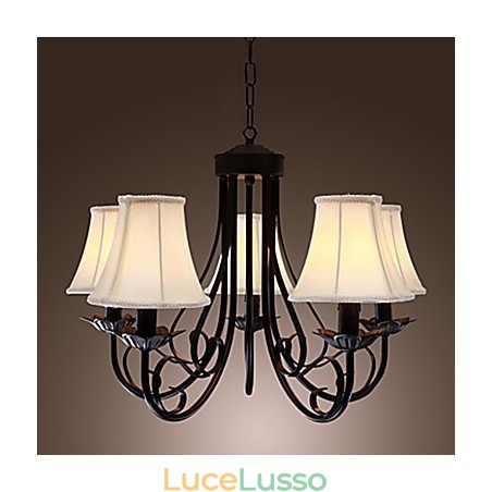 Lampadario tradizionale classico in ottone antico Lampadario tradizionale classico in ottone antico
