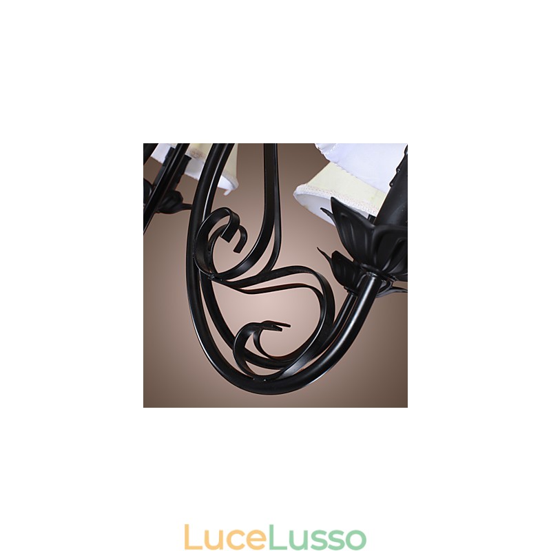 Lampadario tradizionale classico in ottone antico