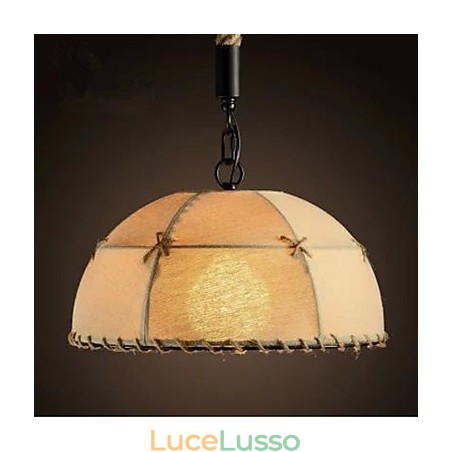 Un breve lampadario a semicerchio in corda di canapa di Vogue Lights Un breve lampadario a semicerchio in corda di canapa di Vogue Lights