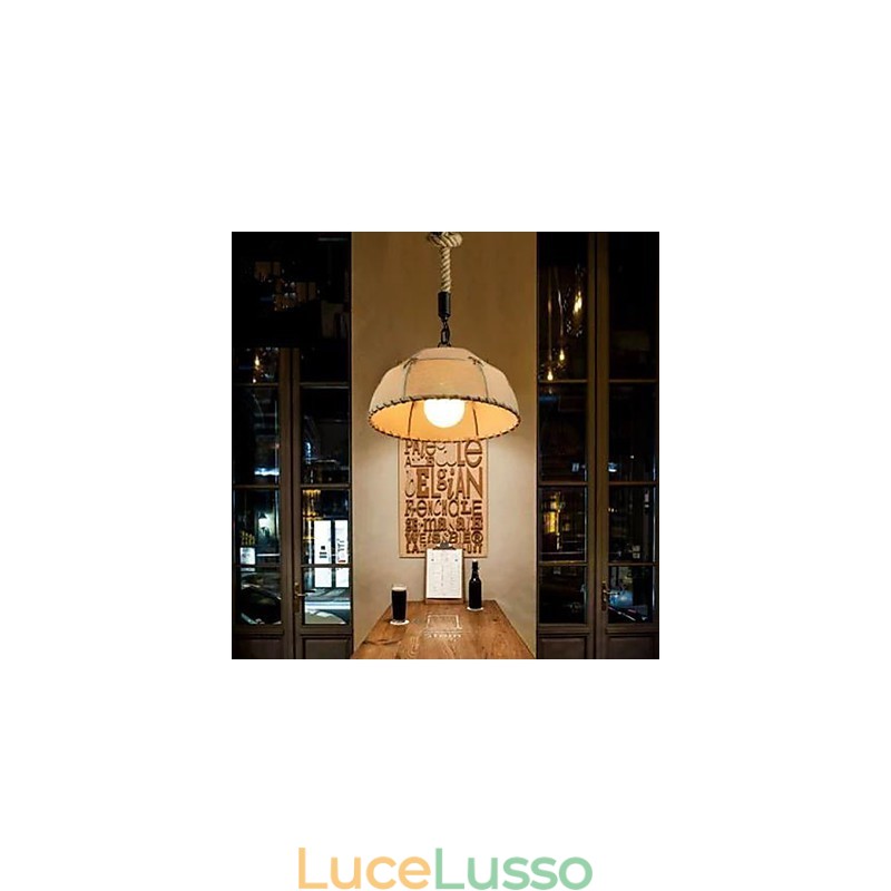 Un breve lampadario a semicerchio in corda di canapa di Vogue Lights