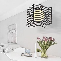 Lampada a sospensione moderna in metallo contemporaneo