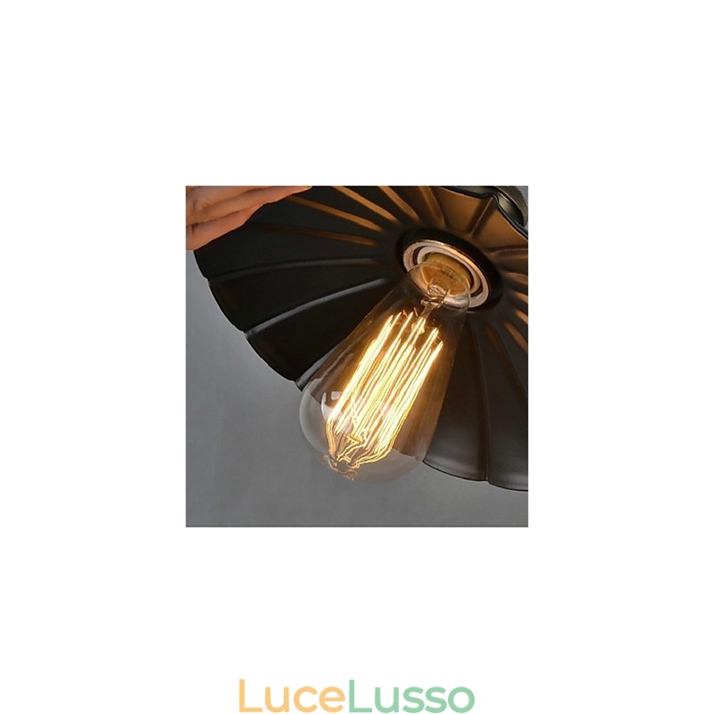 Lampadario in ferro battuto vintage con ombrello nero unico