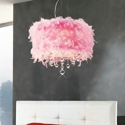 Lampada a sospensione in cristallo con 5 luci in paralume di piume rosa