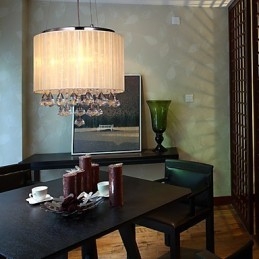 Elegante lampada a sospensione in cristallo con 4 luci