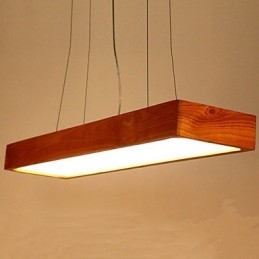 Semplice ciondolo in legno massello di alta qualità