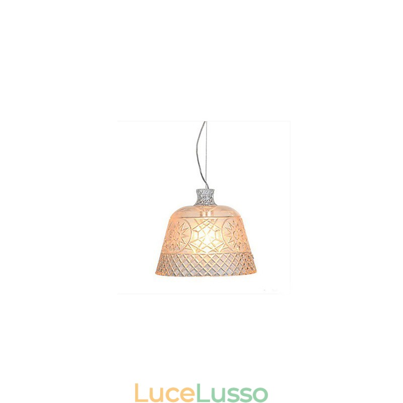 Il lampadario con pendente intagliato in vetro artistico decorativo