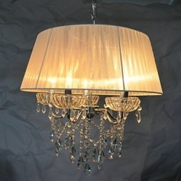 Delicato modello di sospensione chic a 5 luci con fiori