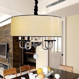Lampada a sospensione moderna in metallo cromato e cristallo contemporaneo