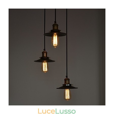 Lampada a sospensione vintage a 3 luci con paralume in ferro Lampada a sospensione vintage a 3 luci con paralume in ferro