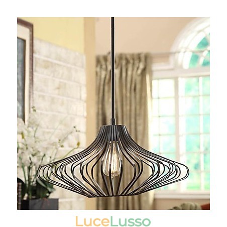 Lampada a sospensione moderna con paralume in metallo nero Lampada a sospensione moderna con paralume in metallo nero