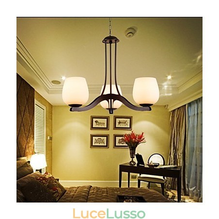 Lampadario in metallo dipinto in stile retrò classico tradizionale Lampadario in metallo dipinto in stile retrò classico tradizionale