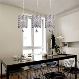 Lampada a sospensione moderna in metallo cromato e cristallo contemporaneo