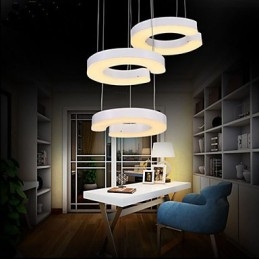 Lampadario in acrilico tipo C tre