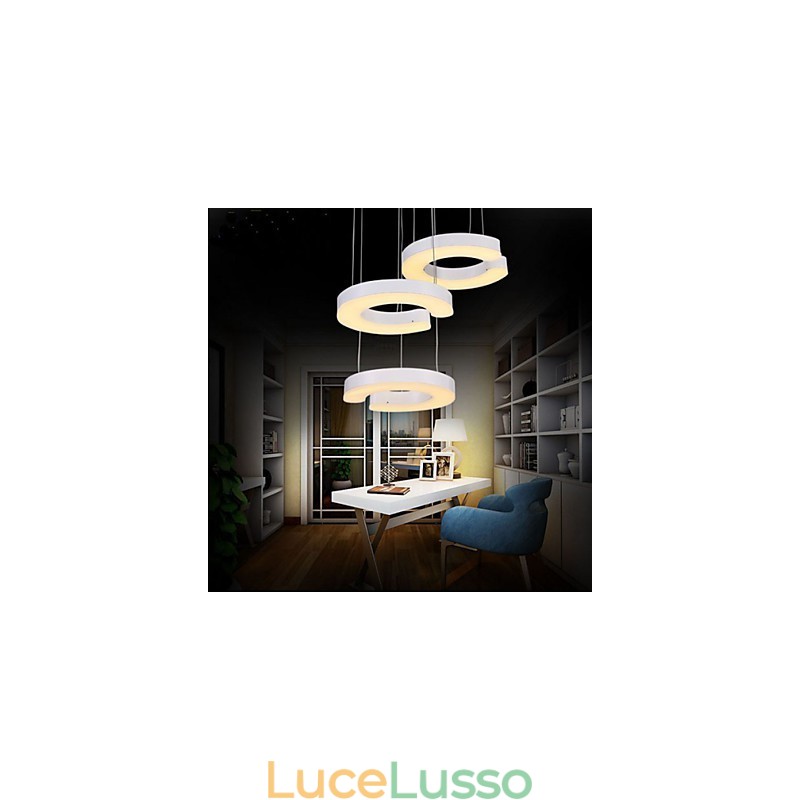 Lampadario in acrilico tipo C tre
