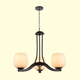 Lampadario in metallo dipinto in stile retrò classico tradizionale