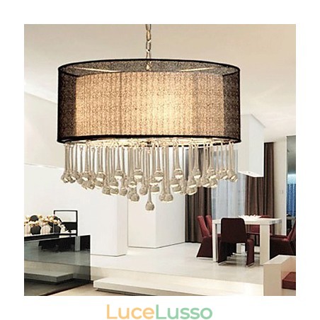Lampadario contemporaneo in cristallo a 4 luci con paralume nero Lampadario contemporaneo in cristallo a 4 luci con paralume nero
