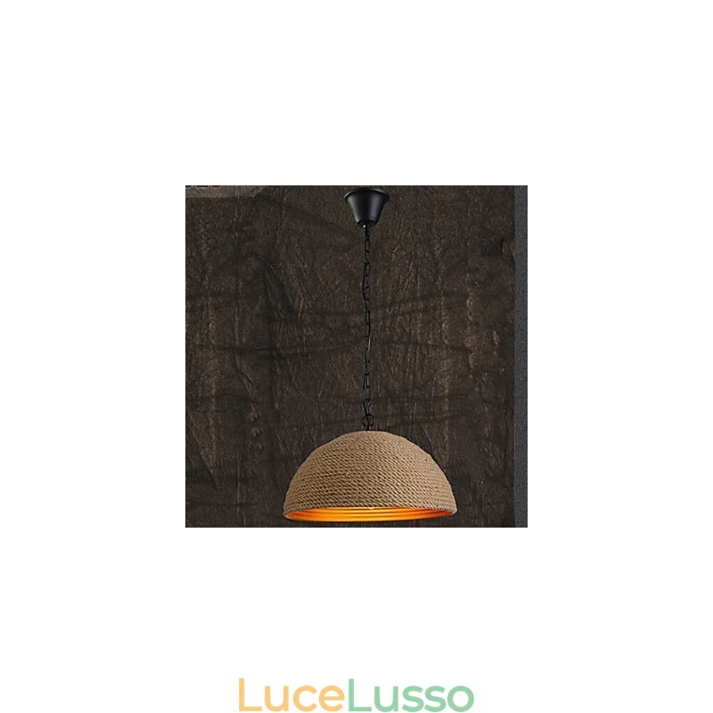 Lampadario in ferro battuto d'epoca, una canapa industriale creativa
