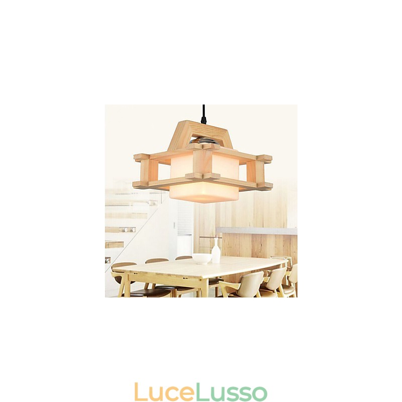 Lampada in legno massello