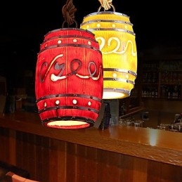Lampadario in resina a botte con decorazione minimalista moderna