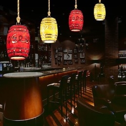 Lampadario in resina a botte con decorazione minimalista moderna