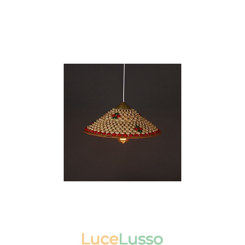 Lampadario a forma di cappello di bambù e caffè