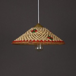 Lampadario a forma di cappello di bambù e caffè