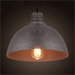 Lampada a sospensione vintage in metallo con una luce