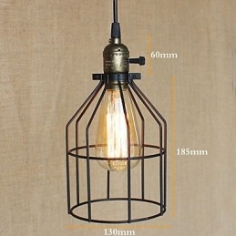 L'industria rurale americana ha assunto un singolo capo per un piccolo lampadario in ferro creativo