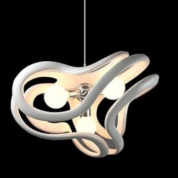 Lampada a sospensione moderna in resina dipinta e contemporanea