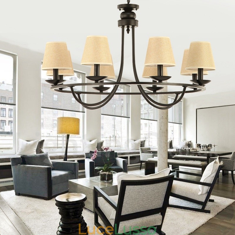 Lampadario a 8 luci a un piano in stile country retrò