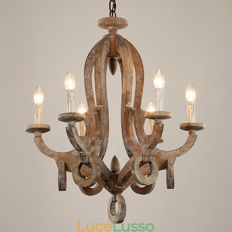 Lampadario in legno chiaro vintage a 6 luci a un livello