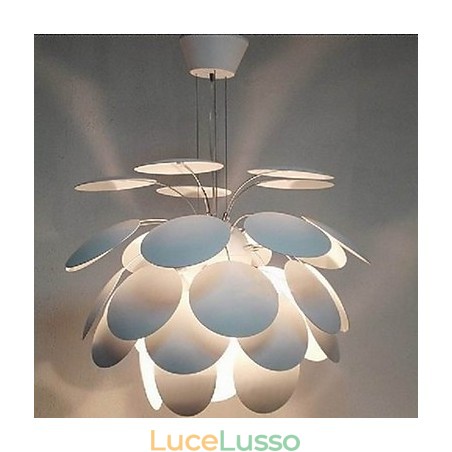 Lampadario moderno contemporaneo in metallo Lampadario moderno contemporaneo in metallo