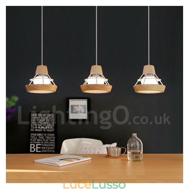 Lampada a sospensione in metallo e legno da pranzo