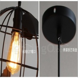 Lampada a sospensione in metallo a forma di globo vintage country