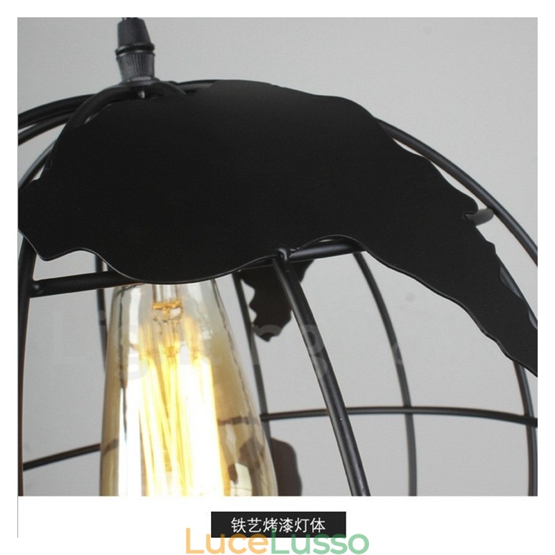 Lampada a sospensione in metallo a forma di globo vintage country
