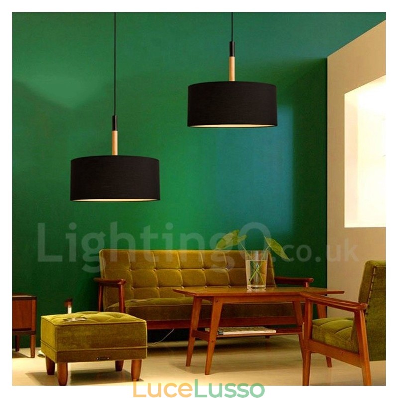 Lampada a sospensione moderna e contemporanea a tamburo in legno con paralume in tessuto