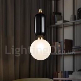 Lampada a sospensione moderna e contemporanea con paralume in vetro