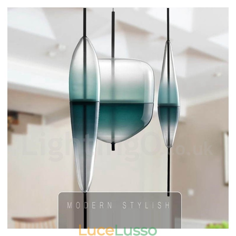 Lampada a sospensione moderna e contemporanea con paralume in vetro e colori sfumati