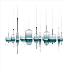 Lampada a sospensione moderna e contemporanea con paralume in vetro e colori sfumati