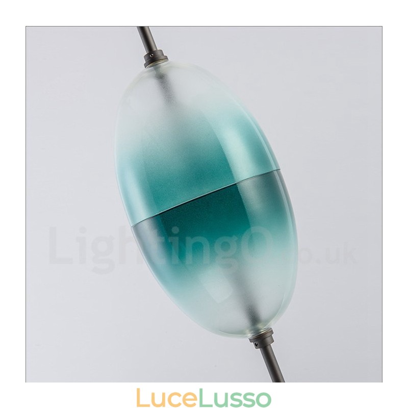 Lampada a sospensione moderna e contemporanea con paralume in vetro e colori sfumati