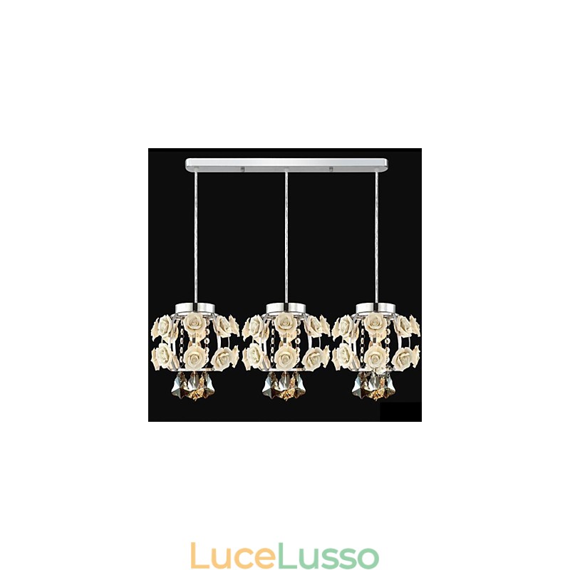 Lampadario a sospensione con fiori e cristalli