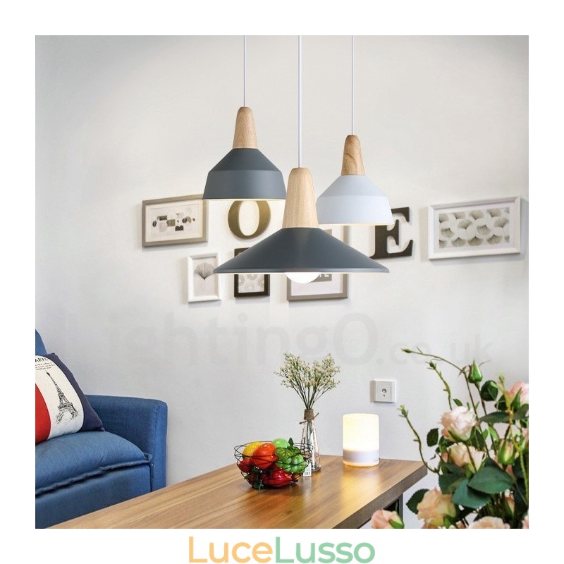 Lampada a sospensione moderna contemporanea in legno e metallo multicolore