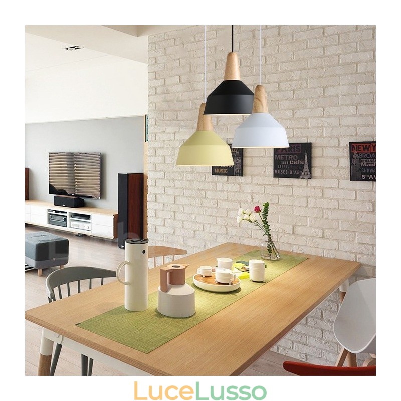 Lampada a sospensione moderna contemporanea in legno e metallo multicolore