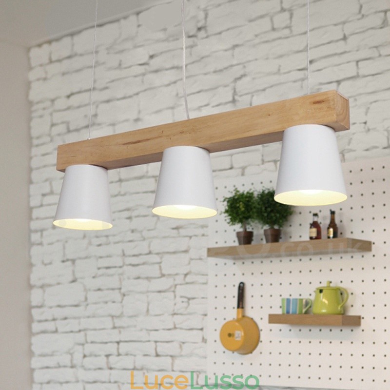 Lampada a sospensione moderna e contemporanea in legno a 3 luci