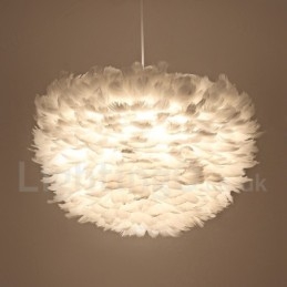 Lampada a sospensione con piuma bianca