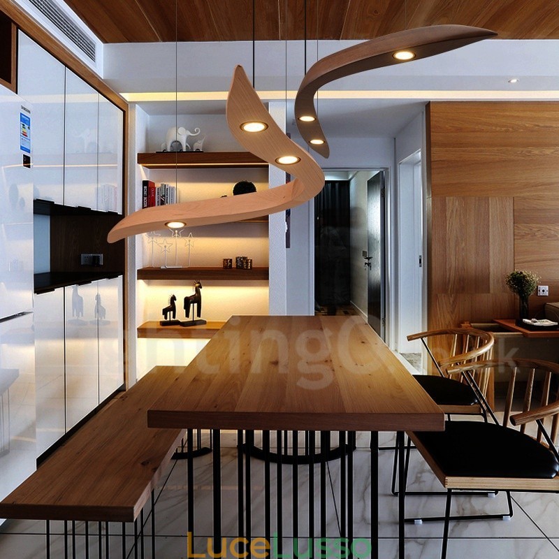 Lampada a sospensione moderna contemporanea in legno a 3 luci